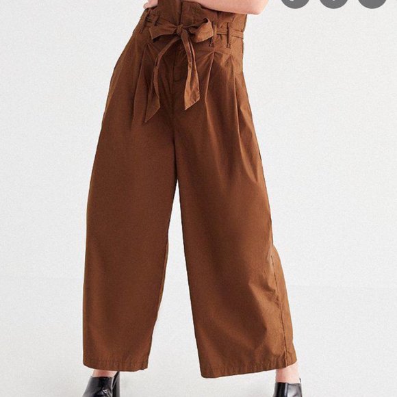 Kimchi Blue Pants - Kimchi Blue Women's Wide Leg Pants Size 2 Mustard Yellow Paperbag Waist Cropped